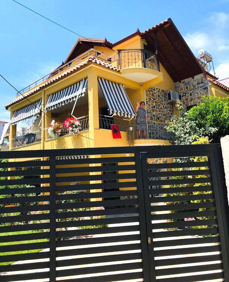Vila Aliaj Luxury Apartment With 2 Rooms With Private Wonderful Terrace Durrës Extérieur photo
