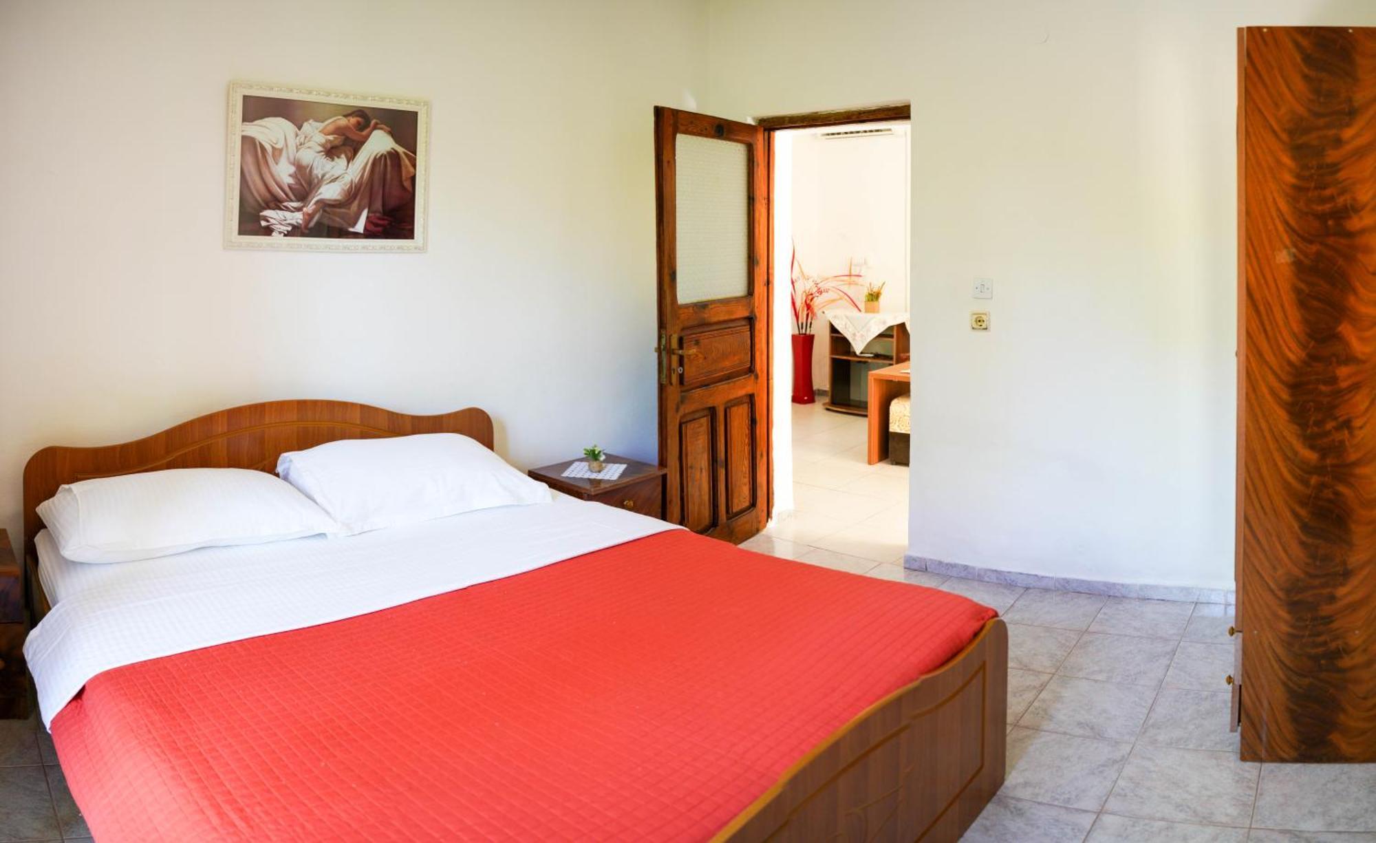 Vila Aliaj Luxury Apartment With 2 Rooms With Private Wonderful Terrace Durrës Extérieur photo