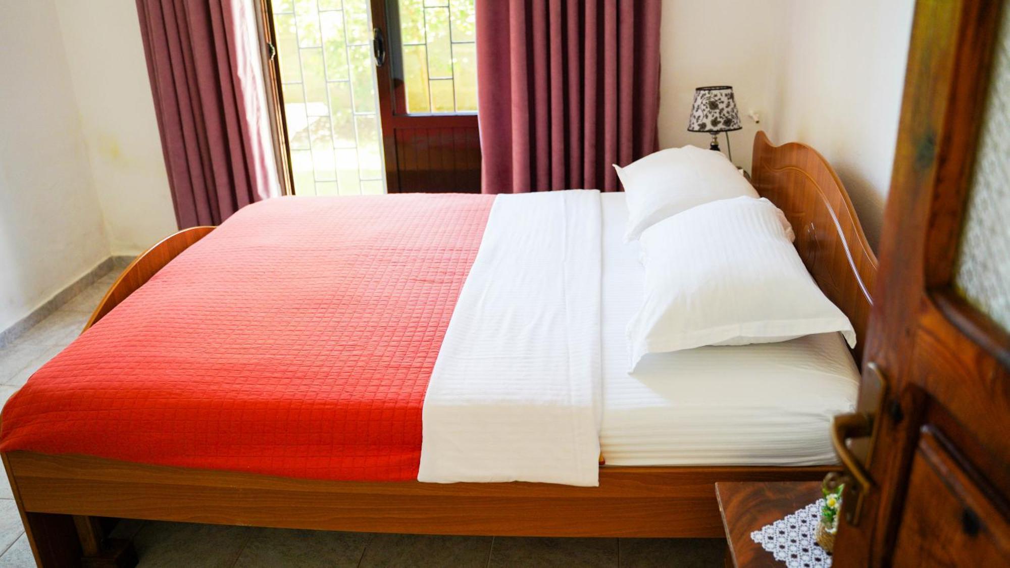 Vila Aliaj Luxury Apartment With 2 Rooms With Private Wonderful Terrace Durrës Extérieur photo